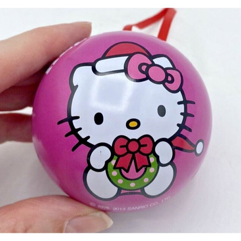 Hello Kitty Christmas Ornament Sanrio Opens Up Into 2 Parts To Fill Pink Kawaii - Picture 11 of 14